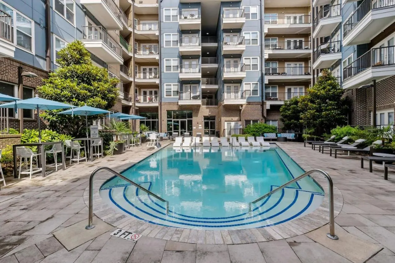Beautiful 1Bd - 5Min Dt, Gym, Parking, W-D - Sleeps 6 Apartment Charlotte